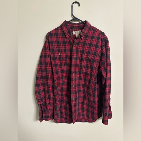 Duluth Trading Flannel Shirt Mens Size Medium Red Plaid Long Sleeve Button Logo - Picture 1 of 5